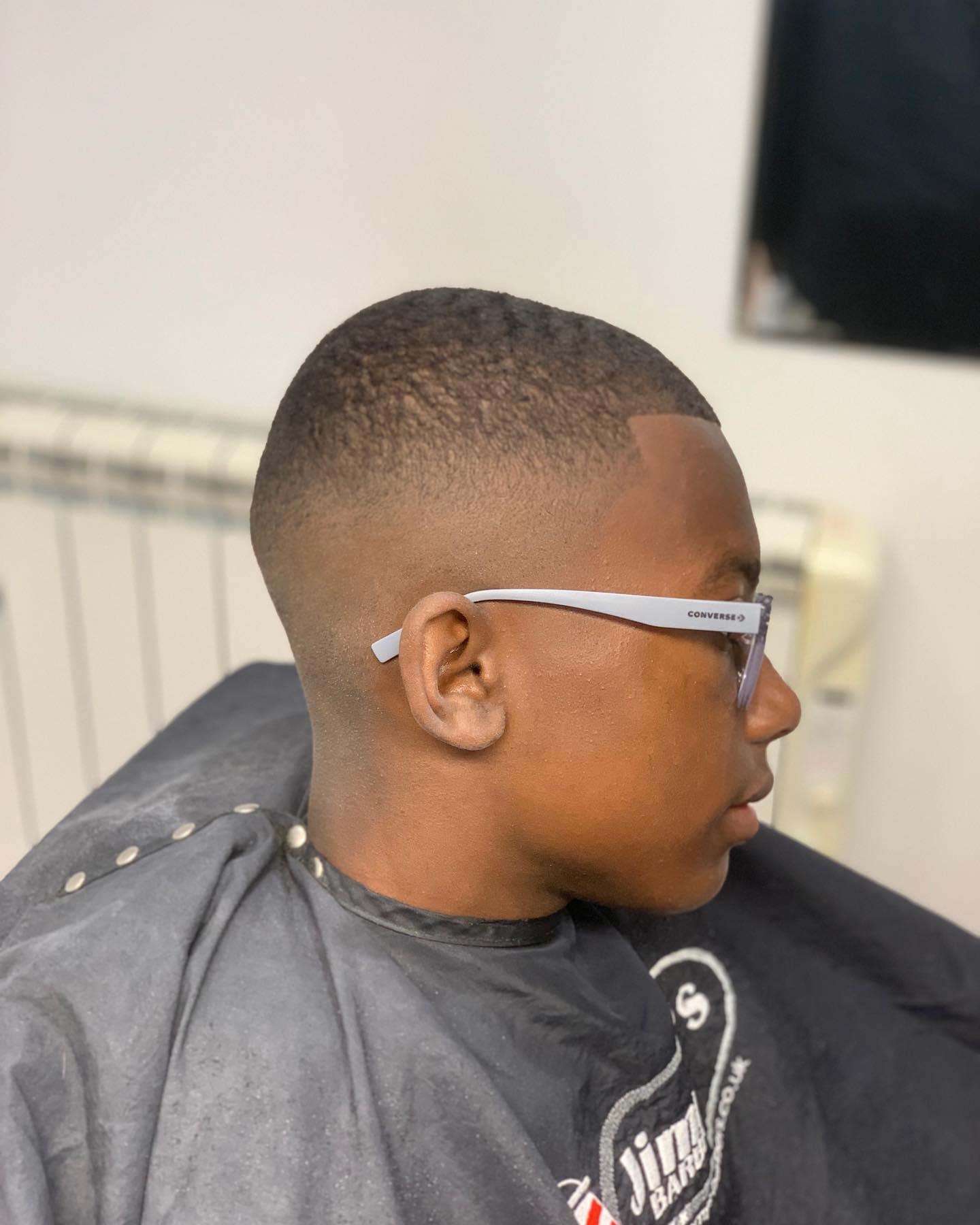 Low Fade Afro Haircut - 0p9nu68